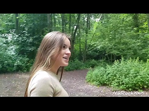 ❤️ Pasiūliau Evelinai, kad dulkintumėmės viešoje vietoje! Ji sutiko. Tada išdulkinau ją į užpakalį ir pasidariau į burną. Tada ji pasidarė šlapimo. ❤ Šlapi prie mūsų ❌️